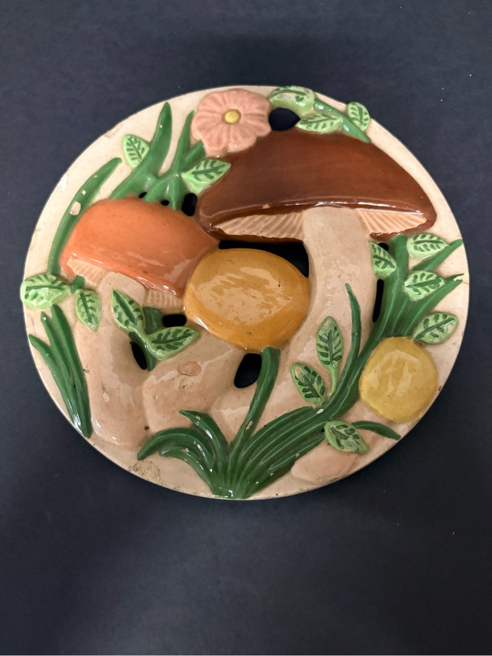 Arnels ‘79 Decorative Glazed Mushroom Trivet Brown, Orange & Yellow